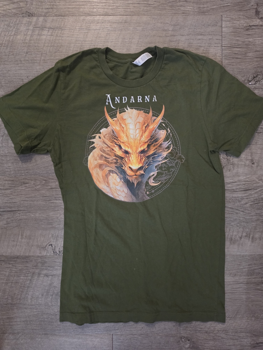 Women's Andarna Fourth Wing Dragon Olive Green Med Graphic Tee